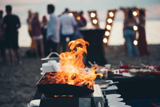 Offre Catamaran Lucile Banc de Sable Bohème, soirée au crépuscule sur une plage de sable blanc