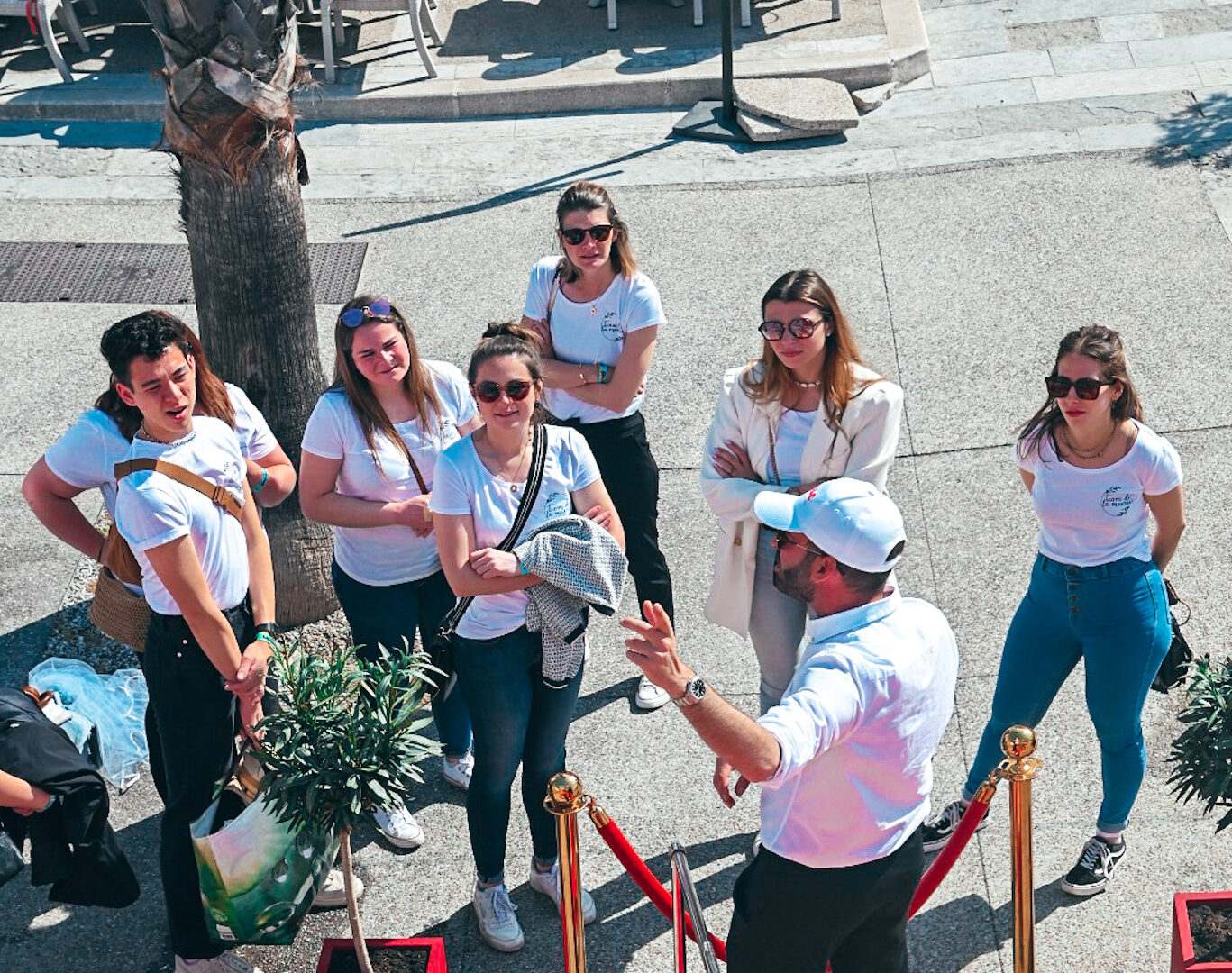Arrivée pour un séminaire d'entreprise en France au Catamaran Lucile pour une sortie en mer à la Grande Motte